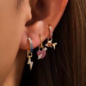 Multicolor huggie Earrings fish strike heart Cartilage